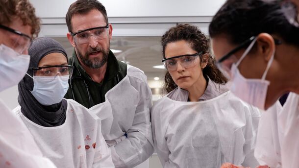 Noah Wyle Reveals Unexpected Real-Life Inspiration Behind 'The Pitt' - image 2