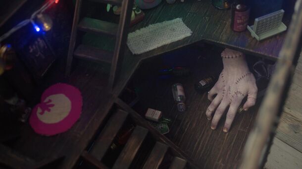 Does Thing Really Die in ‘Wednesday’? Season 2 Storyline Has Fans Heartbroken - image 2