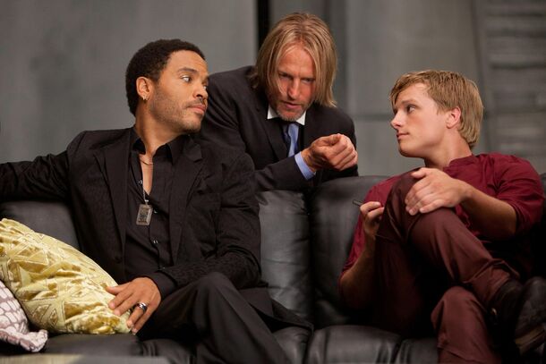 Lenny Kravitz as Cinna in The Hunger Games (2012). He was one of the names on the canceled Global Citizen Festival bill