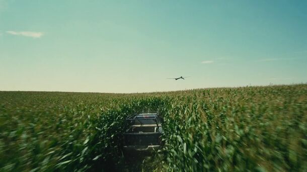 Nolan & Snyder Once Shared Notes on Corn-Planting, and It Was a Peak Cinema Moment - image 1