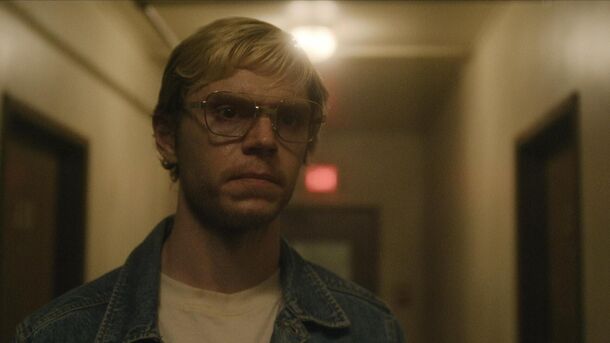 4 Times Evan Peters Played a Serial Killer - image 4