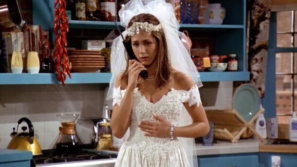 Jennifer Aniston’s Net Worth: How Did the Friends Star Get Rich? - image 1