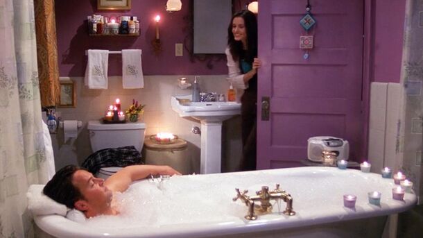 10 Best Chandler Episodes in Friends - image 1