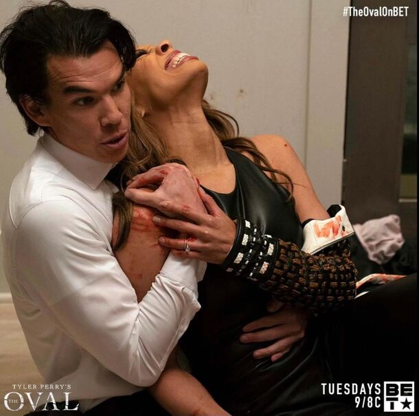 The Oval (2019) — the suspect board kept growing