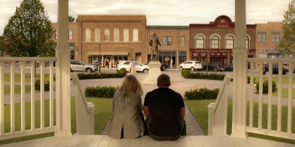 Reacher and Roscoe on the town square gazebo in Reacher (2022). Season 5 adapts Make Me, Lee Child's twentieth novel, and started filming in Toronto on July 20, 2026
