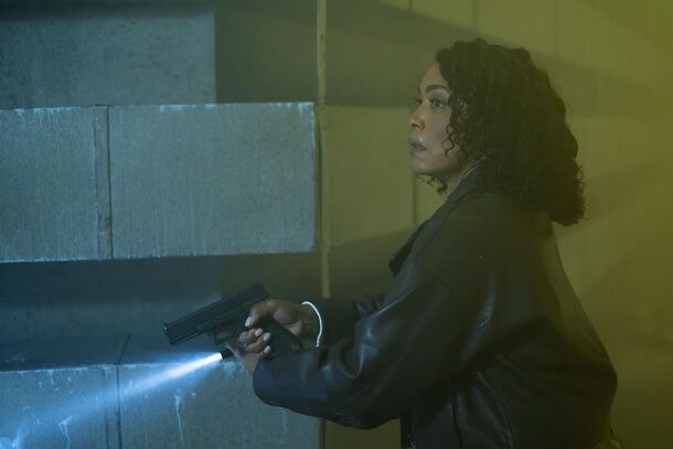 Angela Bassett as Athena in the 9-1-1 (2018) season 10 premiere. The rookie detective follows a lead into a tunnel under a jewelry store vault and ends the night trapped underground