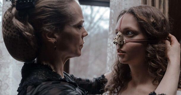 Is the 2025 Horror Version of 'The Ugly Stepsister' Worth Watching? - image 2