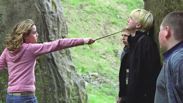 Tom Felton Slammed by Harry Potter Fans After Getting a Job in HBO Series - image 2