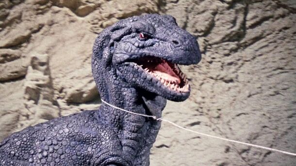 Ultimate Guide to Dinosaur Movies: 8 Classics Beyond 'Jurassic World' - image 4