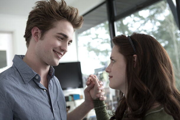 Twilight Execs Doubted Catherine Hardwick Could Make Robert Pattinson ‘Look Good’ - image 2