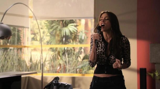 7 Best Sofia Vergara Scenes in ‘Modern Family’, Ranked - image 1