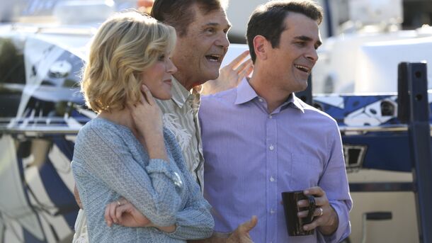 Modern Family cast net worth, ranked: the gap between #1 and everyone else is over $100 million