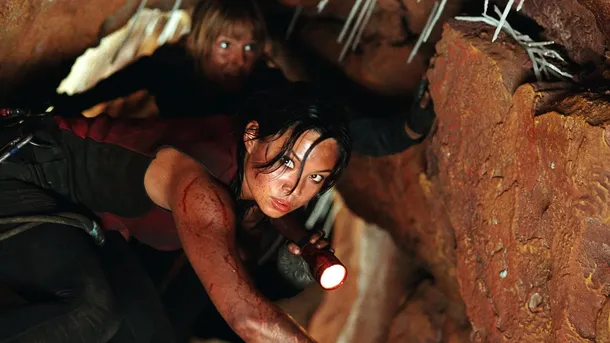 'The Descent' Fans, Rejoice: Neil Marshall Hints at Third Film 'The Descent' Fans, Rejoice: Neil Marshall Hints at Third Film