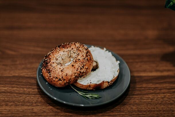 Ditch the Toast! How to Make Authentic New York-Style Bagels That Beat Any Sandwich