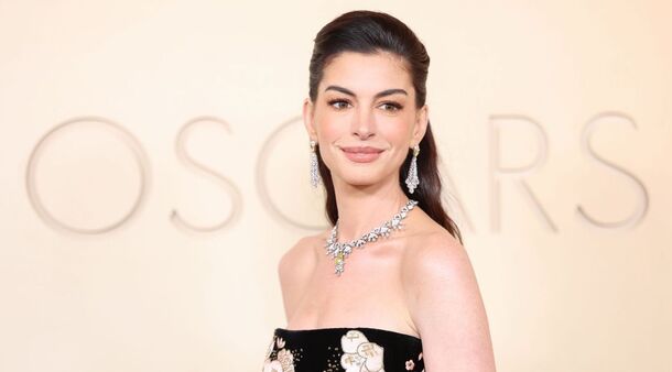 Anne Hathaway Says Cate Blanchett's Performance in This Historical Drama Is 