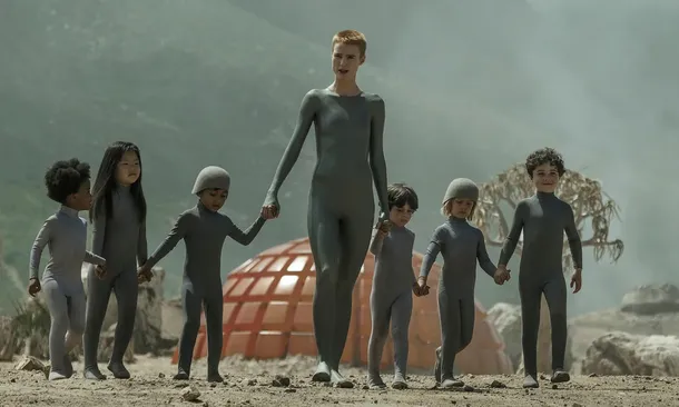If You Love 'The Expanse' and 'Dune', 'Raised by Wolves' Will Hook You — I Promise
