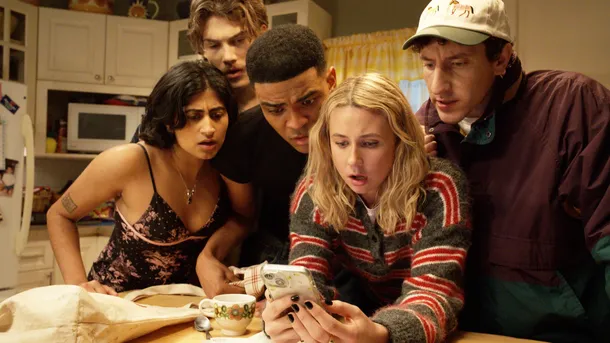 Funniest FX Sitcom You're Not Watching Just Got a Second Season – and It Has 100% on RT