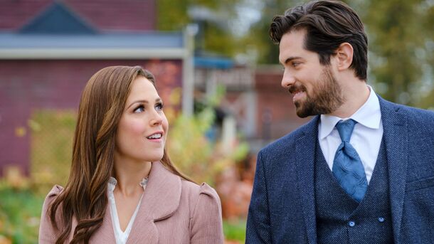 Is Elizabeth Ruining When Calls the Heart? Fans Weigh In Is Elizabeth Ruining When Calls the Heart? Fans Weigh In
