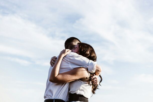 Forget Expensive Gifts: For These 4 Zodiac Signs, Attention Is the Ultimate Love Language