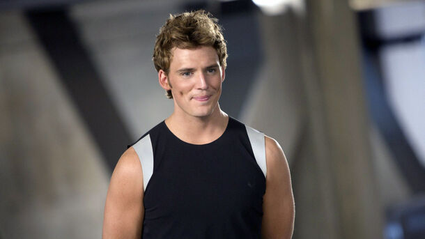 Finnick Deserved Better, and This Hunger Games Star Agrees (10 Years Too Late) Finnick Deserved Better, and This Hunger Games Star Agrees (10 Years Too Late)