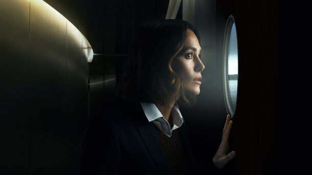 How Did This Get to #1? Keira Knightley's 25%-Rated Netflix Flick Is a Sinking Ship How Did This Get to #1? Keira Knightley's 25%-Rated Netflix Flick Is a Sinking Ship