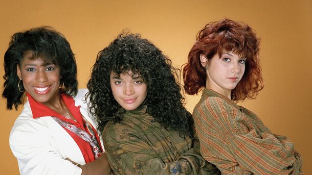 Why did Lisa Bonet leave A Different World? One season at Hillman, then a decision made off camera