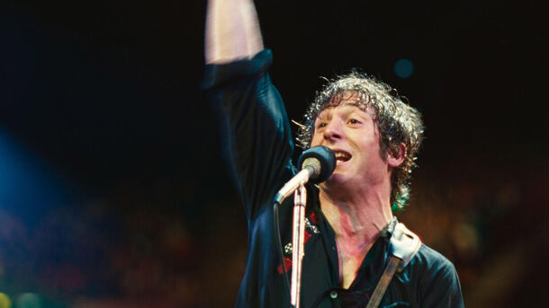 Jeremy Allen White Channels The Boss in First Trailer for Springsteen Biopic — Oscar Buzz Begins Jeremy Allen White Channels The Boss in First Trailer for Springsteen Biopic — Oscar Buzz Begins