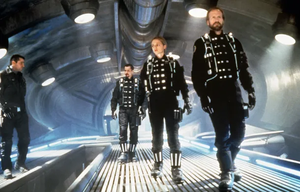 1998’s Cosmic Adventure: A 'Lost in Space' Tale Strikingly Echoing 'Interstellar' 1998’s Cosmic Adventure: A 'Lost in Space' Tale Strikingly Echoing 'Interstellar'