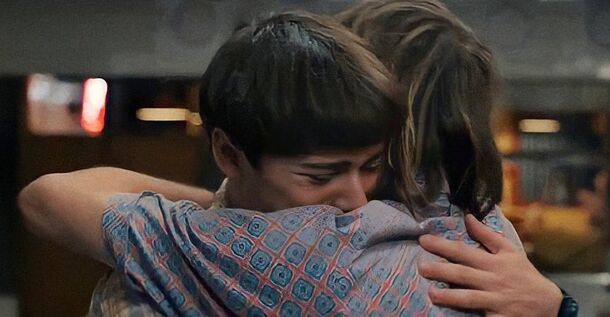 3 Most Heartbreaking Moments in 'Stranger Things' S4 Finale 3 Most Heartbreaking Moments in 'Stranger Things' S4 Finale