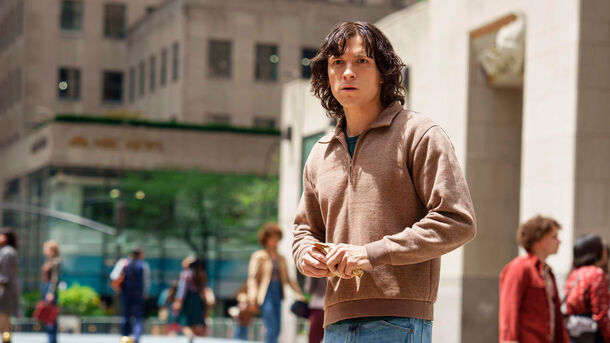 Tom Holland Explains Why You Have To Watch The Crowded Room Despite Horrible Reviews Tom Holland Explains Why You Have To Watch The Crowded Room Despite Horrible Reviews