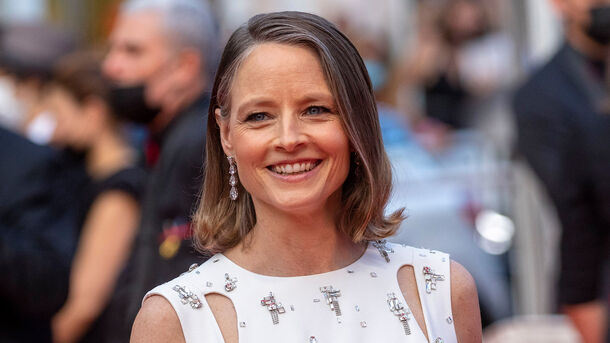 Jodie Foster Slams Superhero Movies While Praising This Multiverse Gem Jodie Foster Slams Superhero Movies While Praising This Multiverse Gem