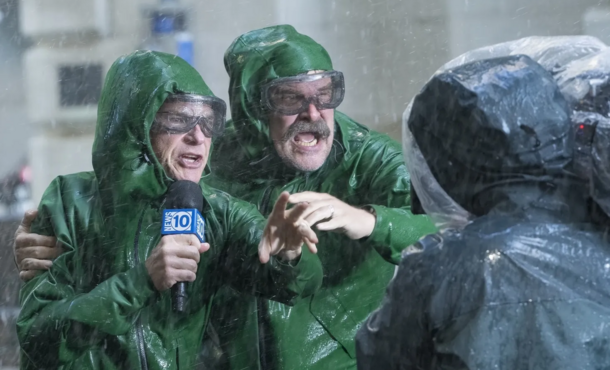 This HBO Crime Comedy With 'Stranger Things' Star Is the Most Addictive New Show of the Season