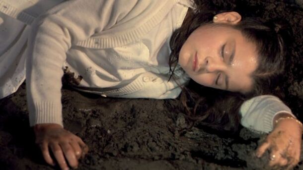 This 42-Year-Old Mexican Hidden Gem Is One of the Best Supernatural Horrors About Evil Kids