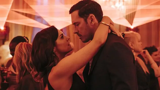 'The Couple Next Door' Season 2: New Characters, Filming Locations, and Episode Guide 'The Couple Next Door' Season 2: New Characters, Filming Locations, and Episode Guide