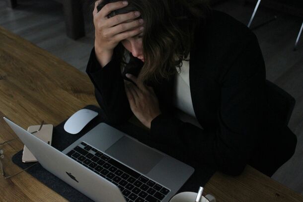 Is It a Midlife Crisis? 5 Warning Signs You Shouldn't Ignore