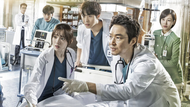 'Dr. Romantic' and 4 Other Best Medical K-Dramas With 8.0 & Higher IMDb Scores