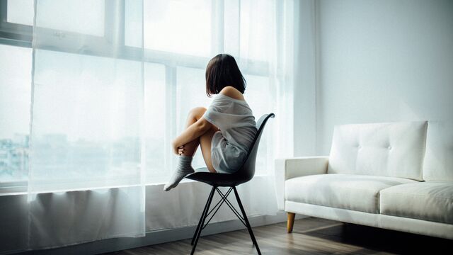 5 Therapist-Approved Techniques to Finally Separate from Your Parents Guilt-Free