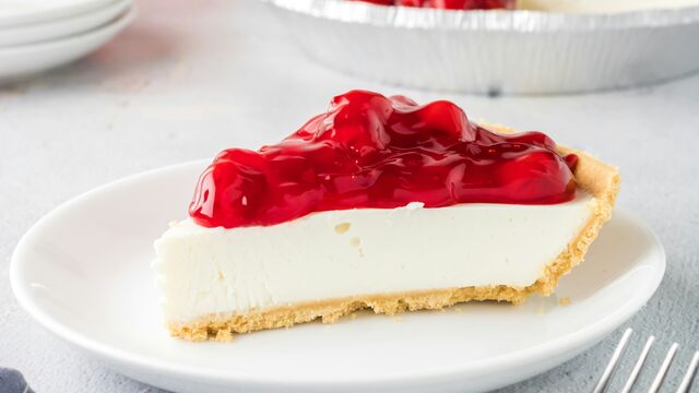 The Secret to Perfectly Silky No-Bake Strawberry Cheesecake (No Oven Needed!)
