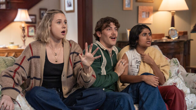 If You Loved 'Friends,' You'll Adore This Underrated FX Comedy About Modern Friendship