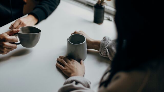 Beyond the Spark: 5 Early Red Flags That Prove You’re Not a Match (Even if the Chemistry is Real)