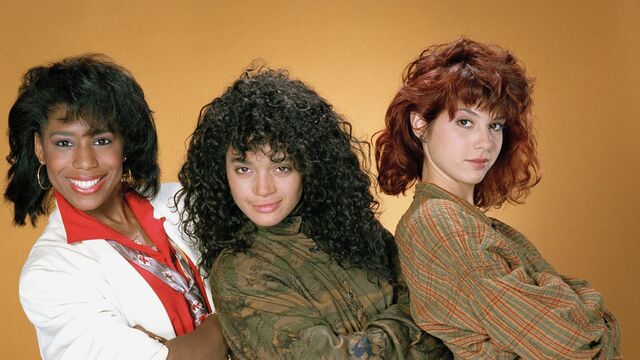 Why did Lisa Bonet leave A Different World? One season at Hillman, then a decision made off camera