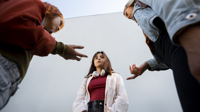 Is Your Best Friend Draining You? How Psychologists Explain the Difference Between Healthy and Toxic Bonds