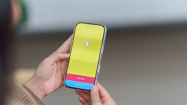 Waiting for the iPhone 18 in September? Bad News — It's Not Coming Until Spring 2027: Apple Is Only Selling Its 3 Priciest Phones This Fall