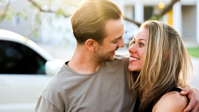 Beyond Chemistry: 5 Psychological Shifts That Make You Irresistibly Attractive