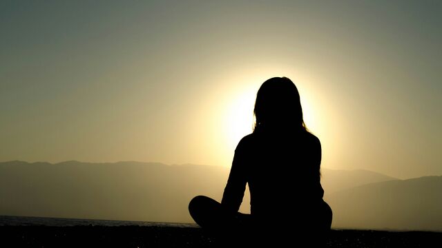 5 Simple Ways to Calm Your Mind and Reduce Stress in Minutes