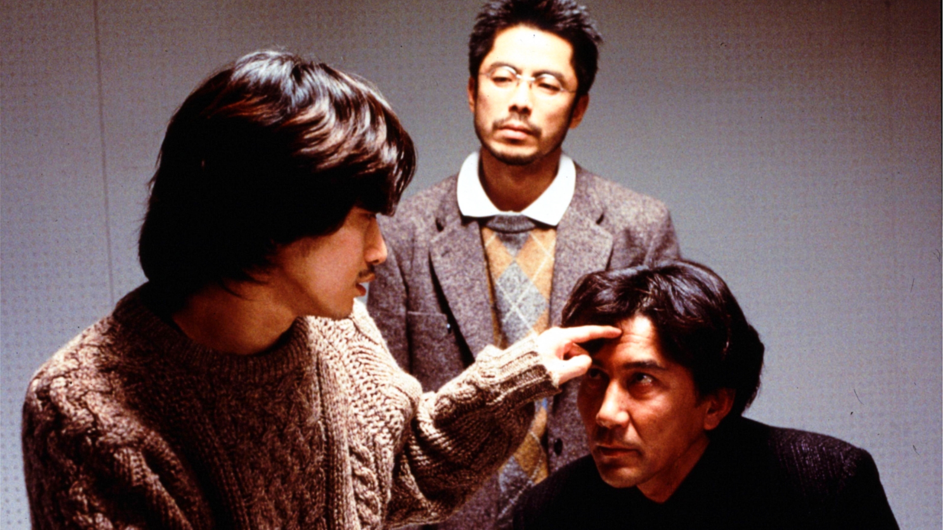 社会に疑問を投げかける3つの日本のホラー映画