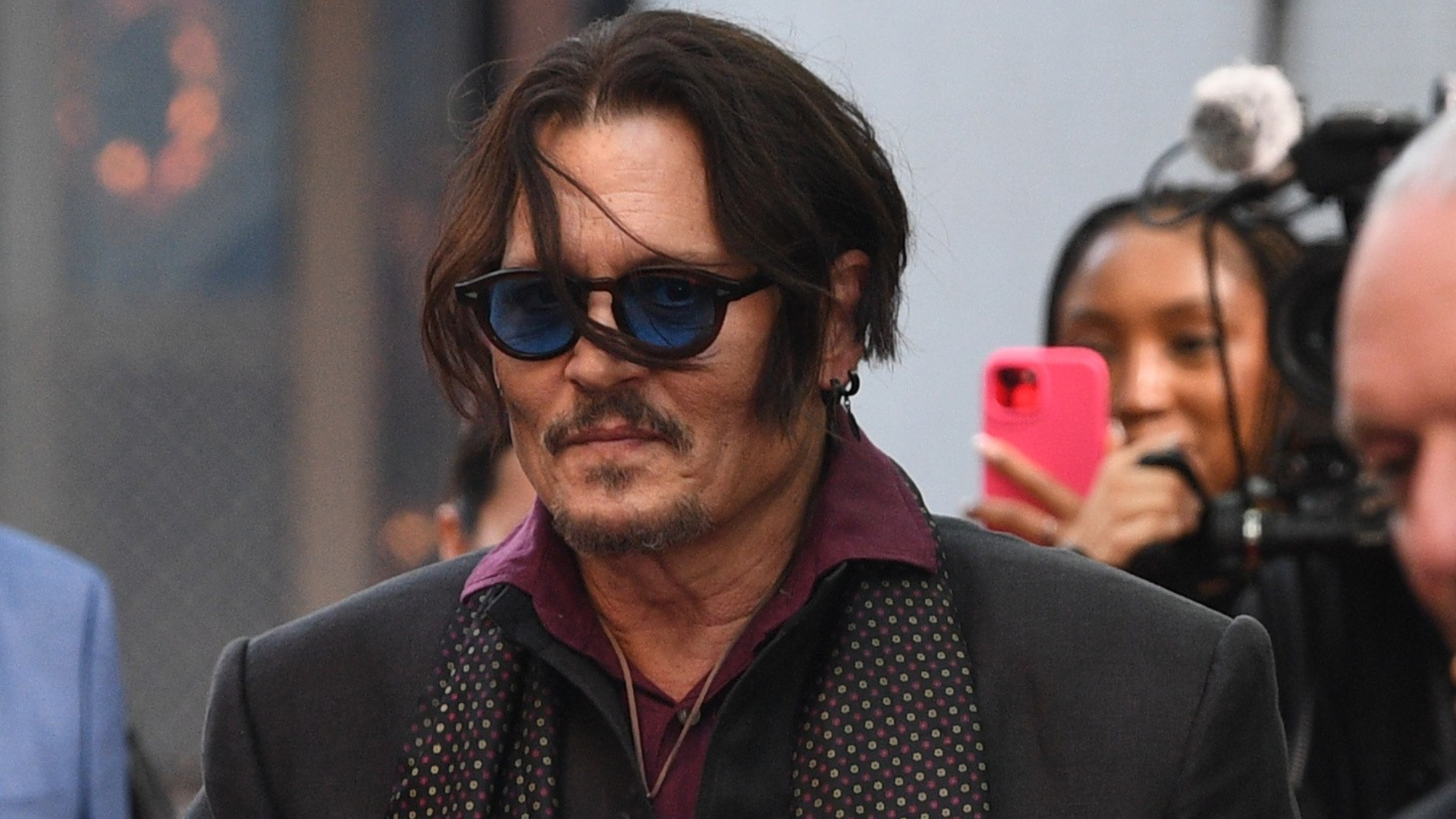 They Wanted Me to Retire' Johnny Depp Breaks Silence on 'Fantastic Beasts'  Exit — and the Industry That Left Him Behind - Startefacts.com/spotlight -  UK