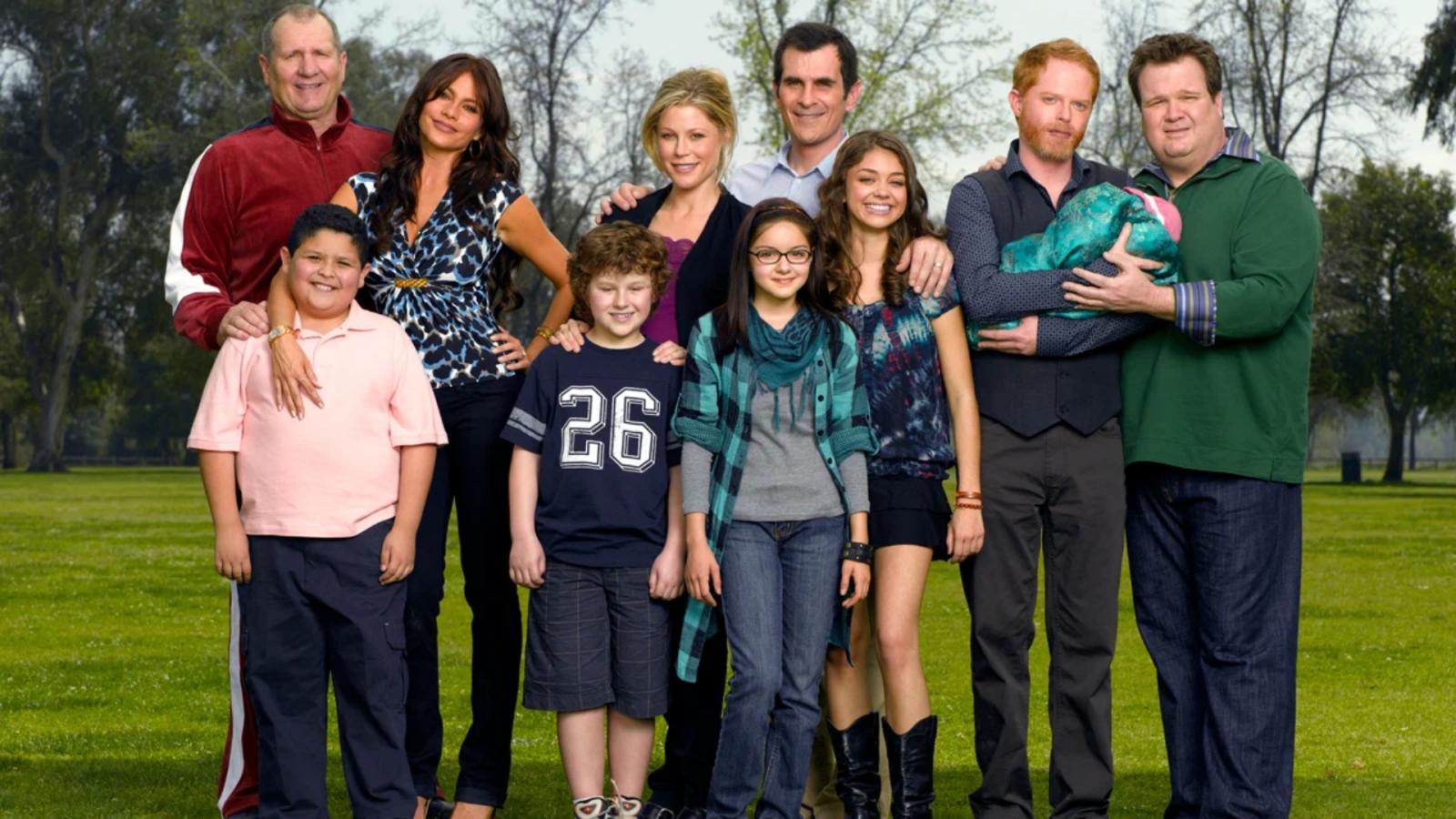 10 TV Families That Remind Us of the Reagans from Blue Bloods - image 9