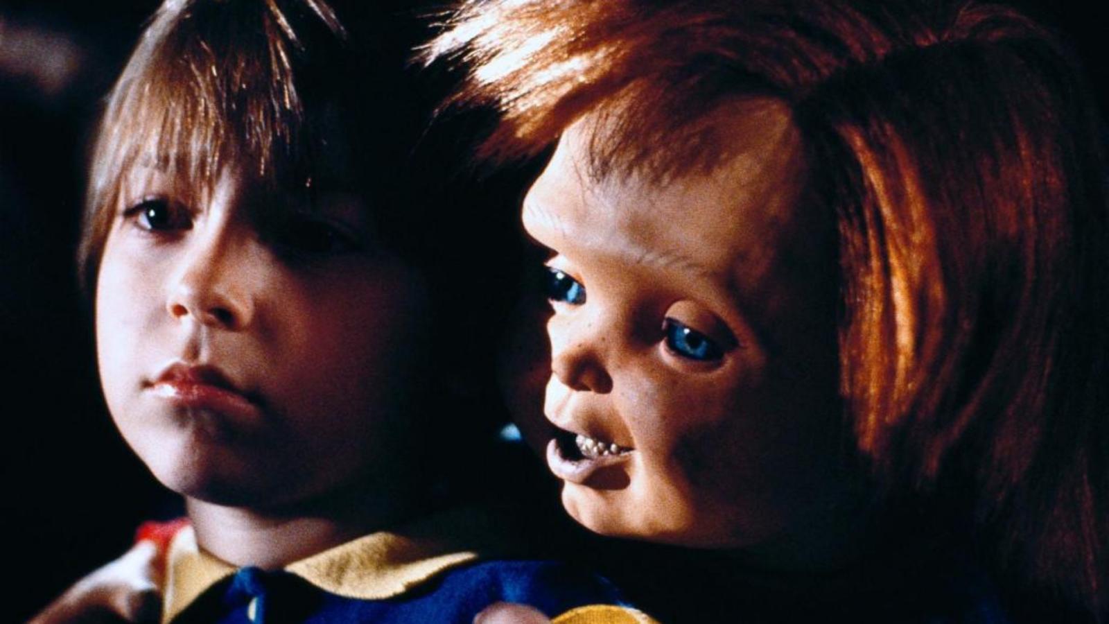 15 Horror Movies From the 80s That Still Hold Up Today - image 11