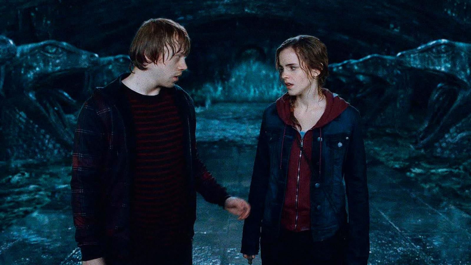 The Only Harry Potter Scene That Showed Actual Connection Between Ron and Hermione...Was Deleted - image 1